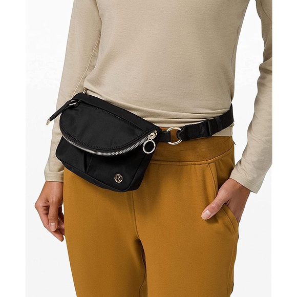 Lululemon All Night Festival Bag Micro - Picture 6 of 6